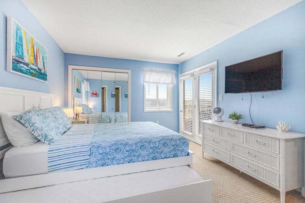 Photo of Bedroom in Heron Harbour Isle