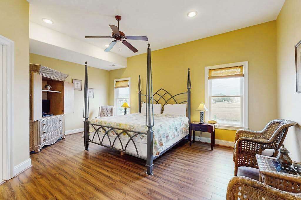 Photo of Bedroom in Heron Harbour Isle