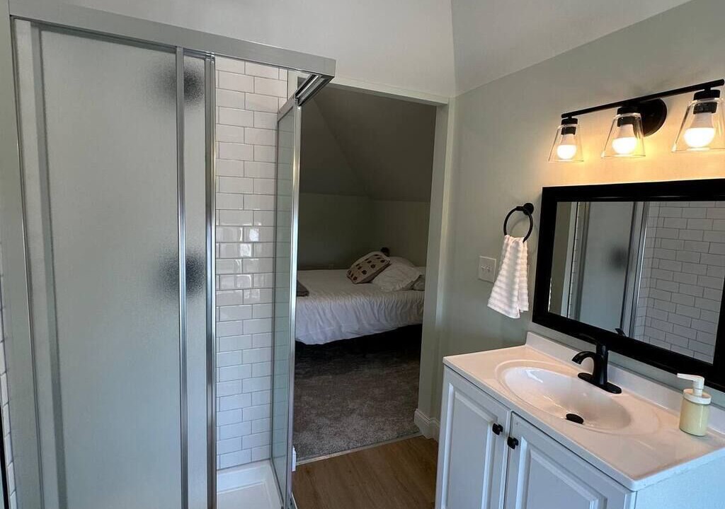 Photo of Bathroom in West Columbus