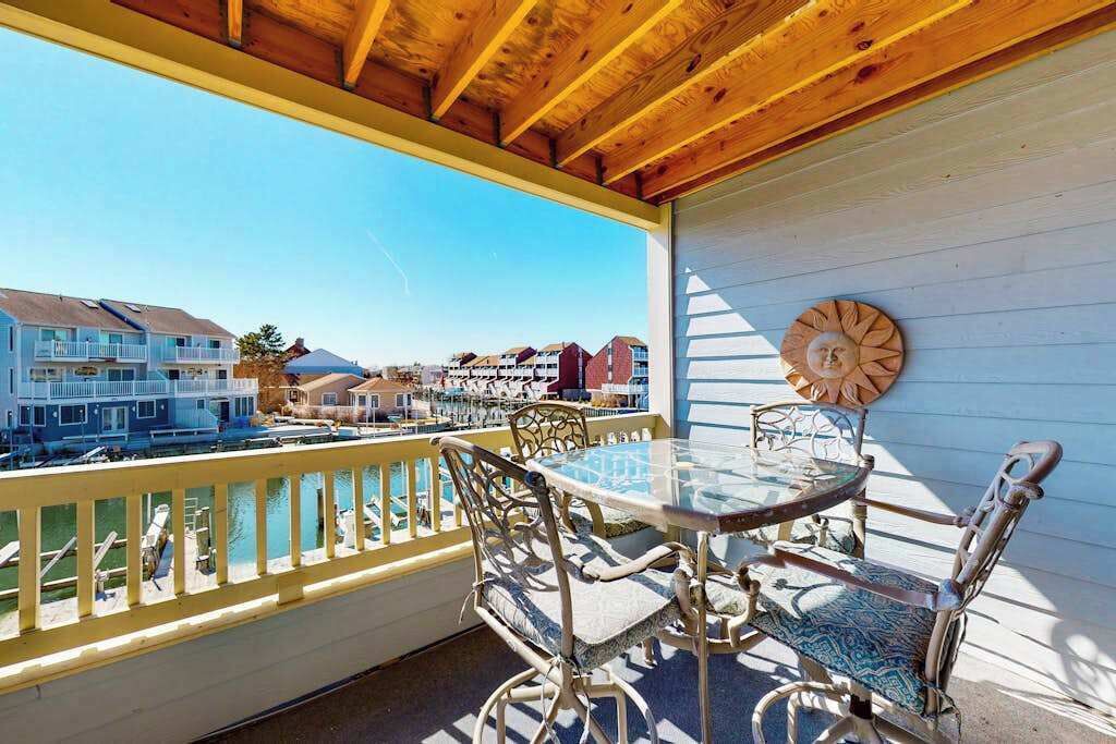 Photo of Outdoor in Heron Harbour Isle