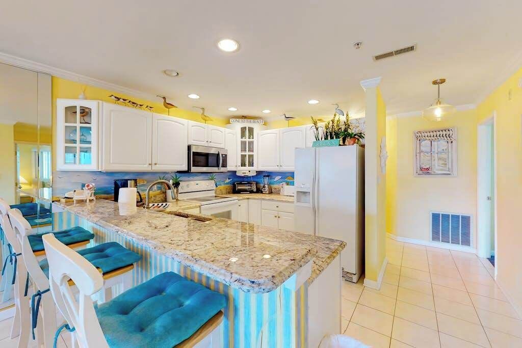 Photo of Kitchen in Heron Harbour Isle
