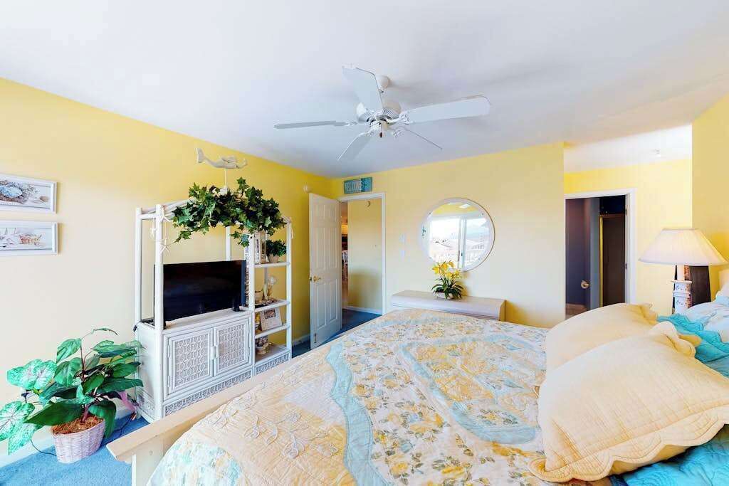 Photo of Bedroom in Heron Harbour Isle
