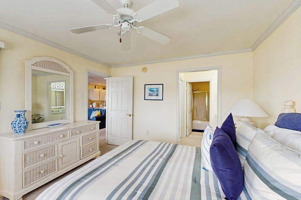 Photo of Bedroom in Heron Harbour Isle
