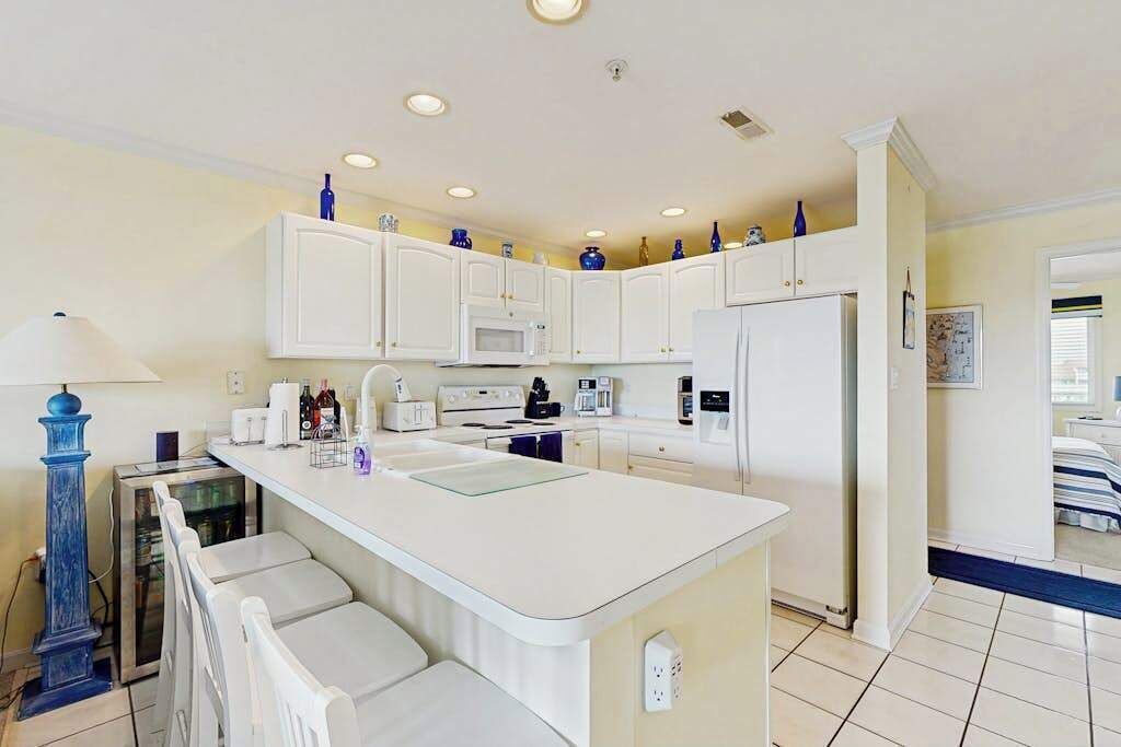 Photo of Kitchen in Heron Harbour Isle