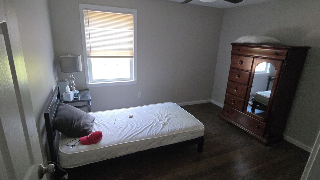 Photo of Bedroom in Bethel