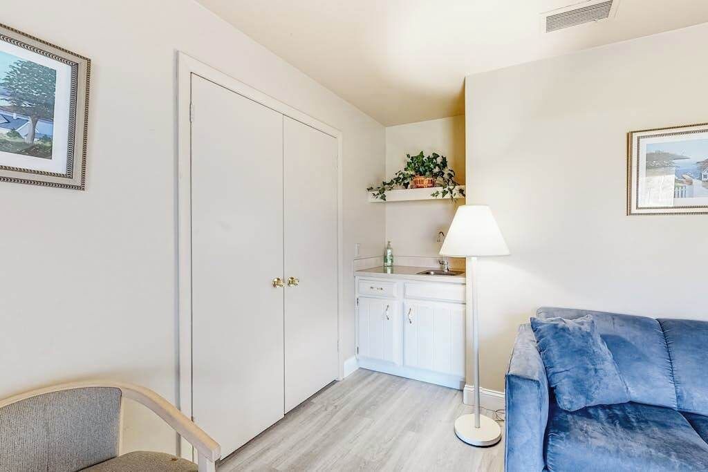 Photo of Livingroom in Ocean Pines