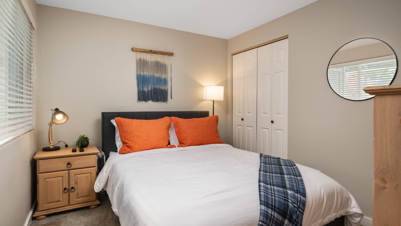 Photo of Bedroom in Sherwood - Tualatin South