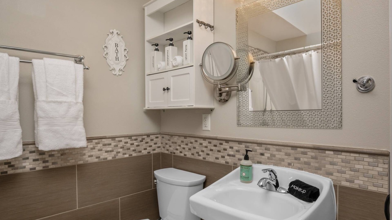 Photo of Bathroom in Sherwood - Tualatin South