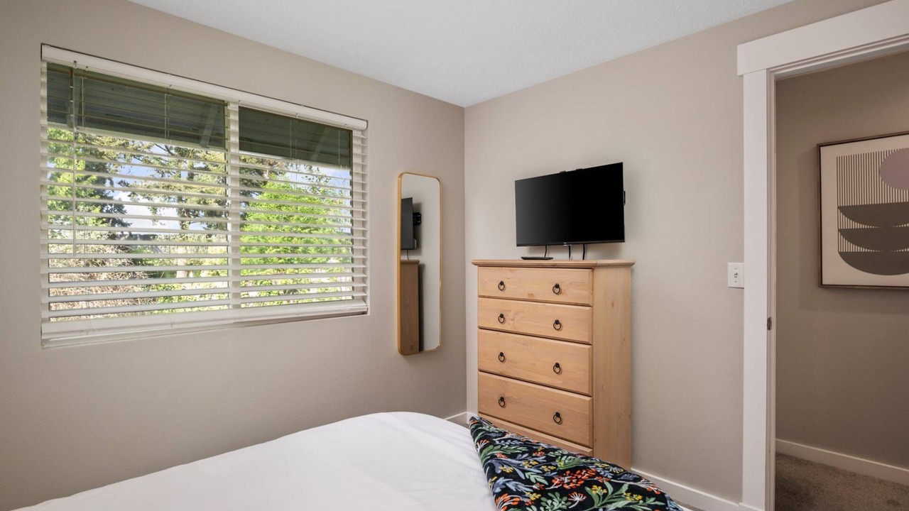Photo of Bedroom in Sherwood - Tualatin South