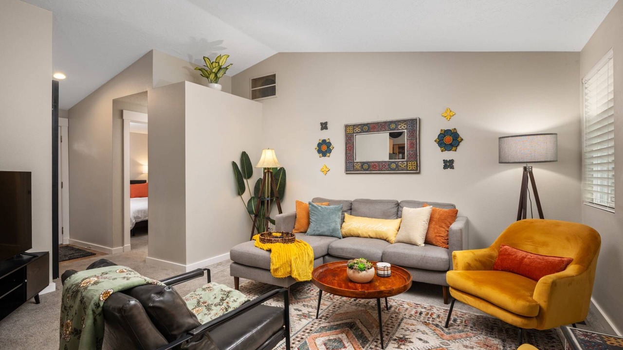 Photo of Livingroom in Sherwood - Tualatin South