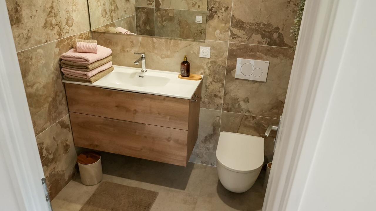 Photo of Bathroom in Veyre-Monton