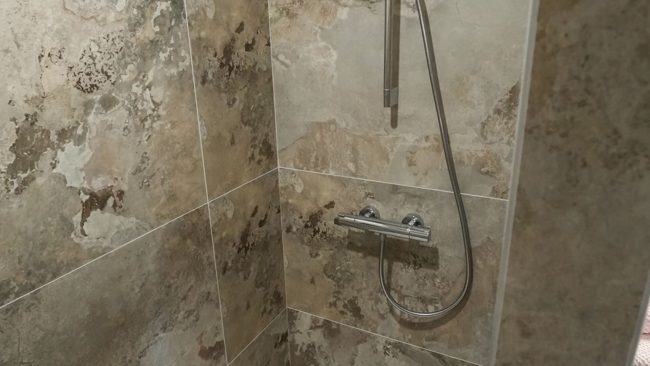 Photo of Bathroom in Veyre-Monton