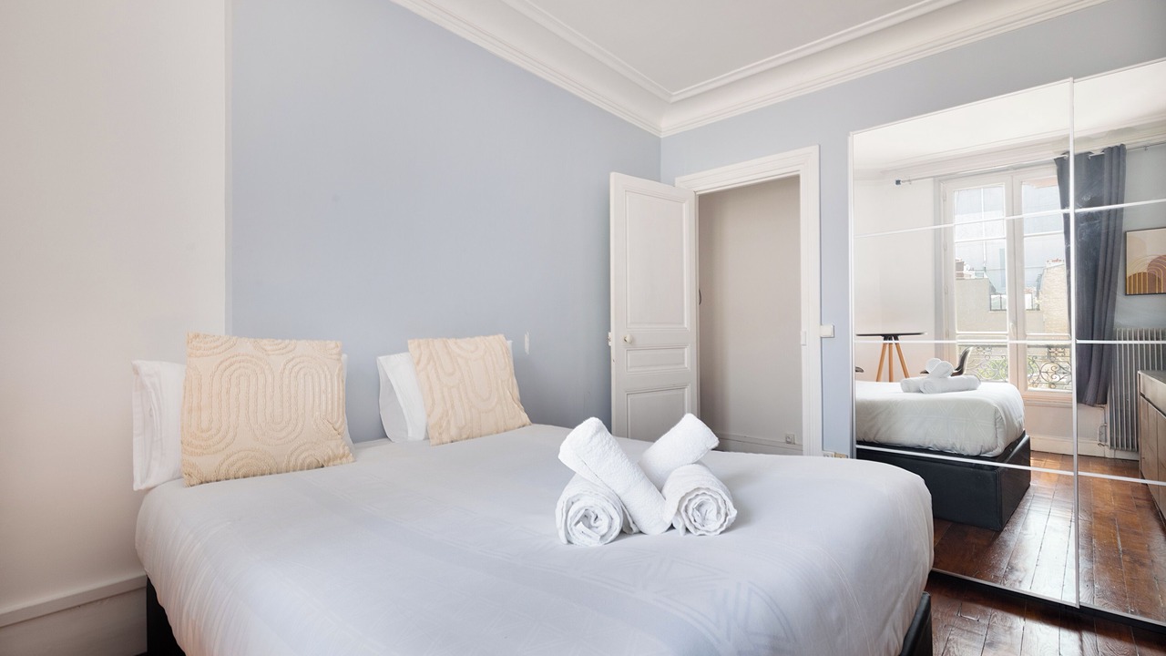 Photo of Bedroom in Clichy