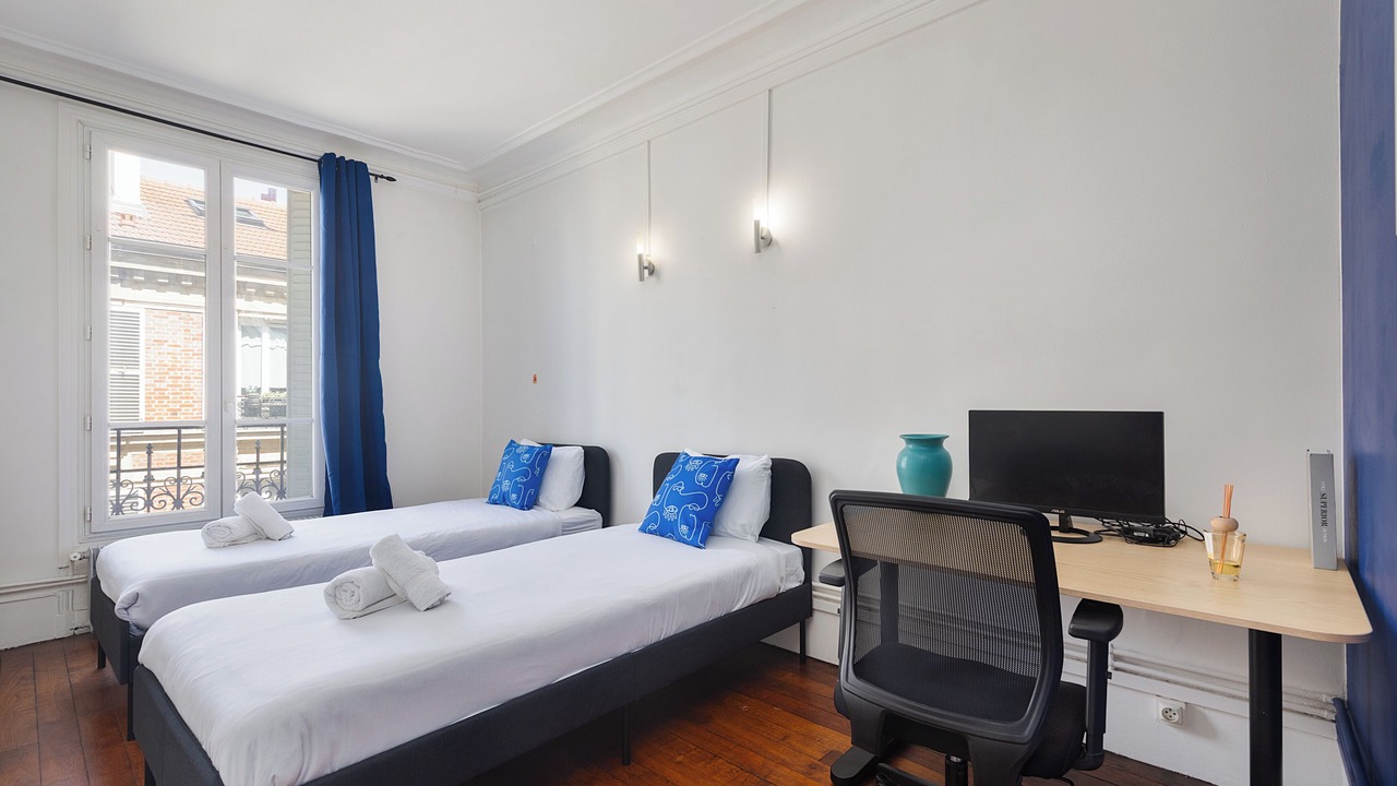 Photo of Bedroom in Clichy