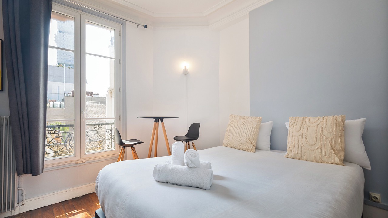 Photo of Bedroom in Clichy