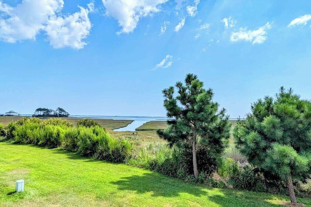 Photo of Others in Assateague Pointe