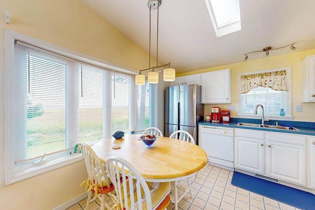 Photo of Kitchen in Assateague Pointe