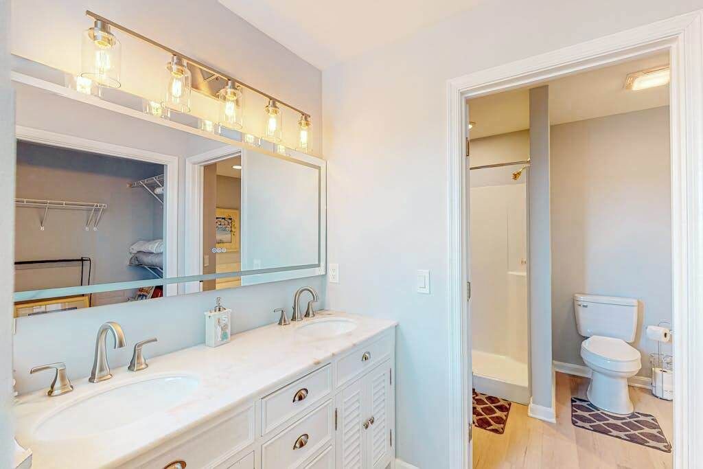Photo of Bathroom in Heron Harbour Isle