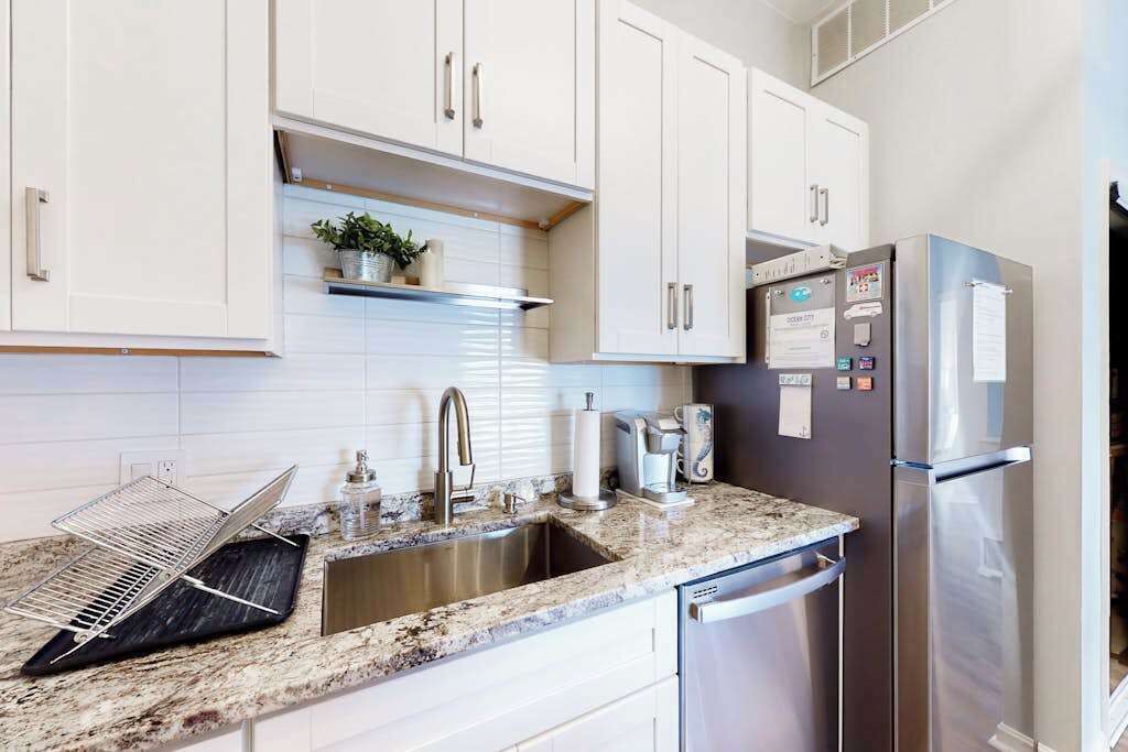 Photo of Kitchen in Heron Harbour Isle