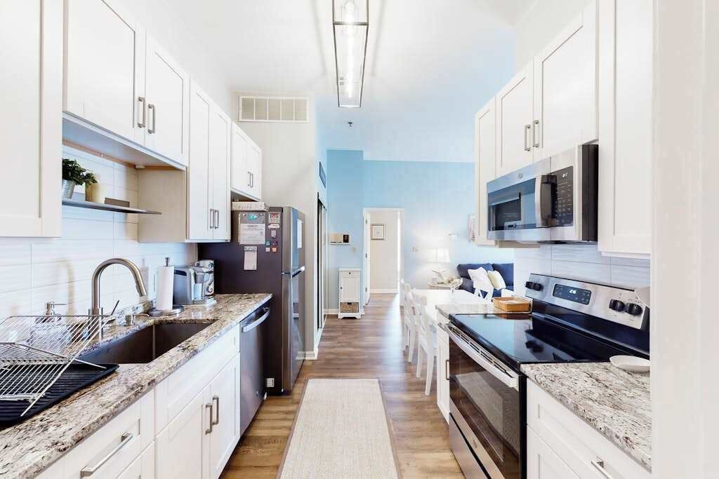 Photo of Kitchen in Heron Harbour Isle