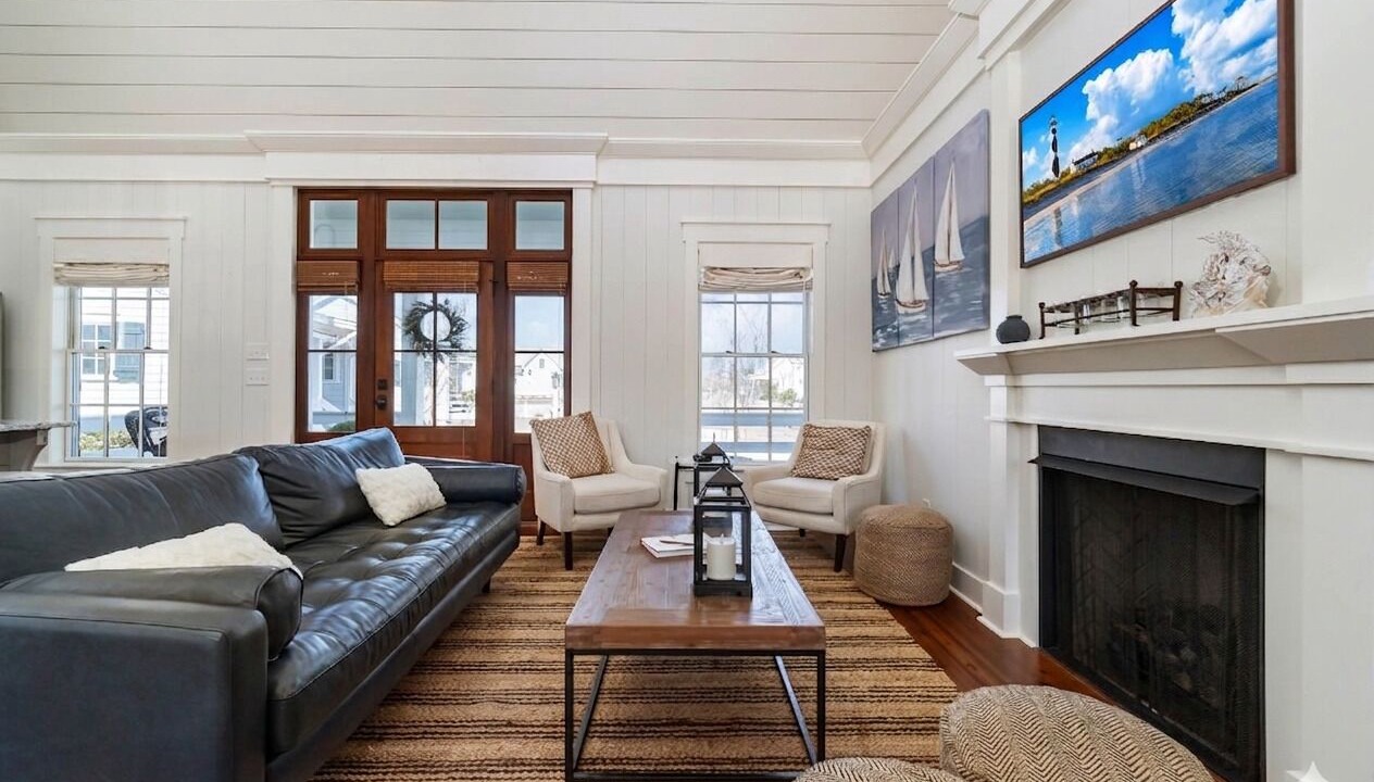 Photo of Livingroom in Oriental