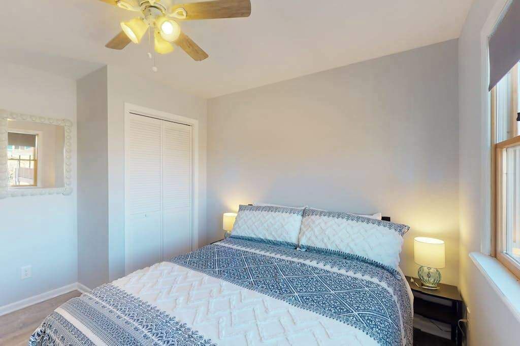 Photo of Bedroom in Caine Woods