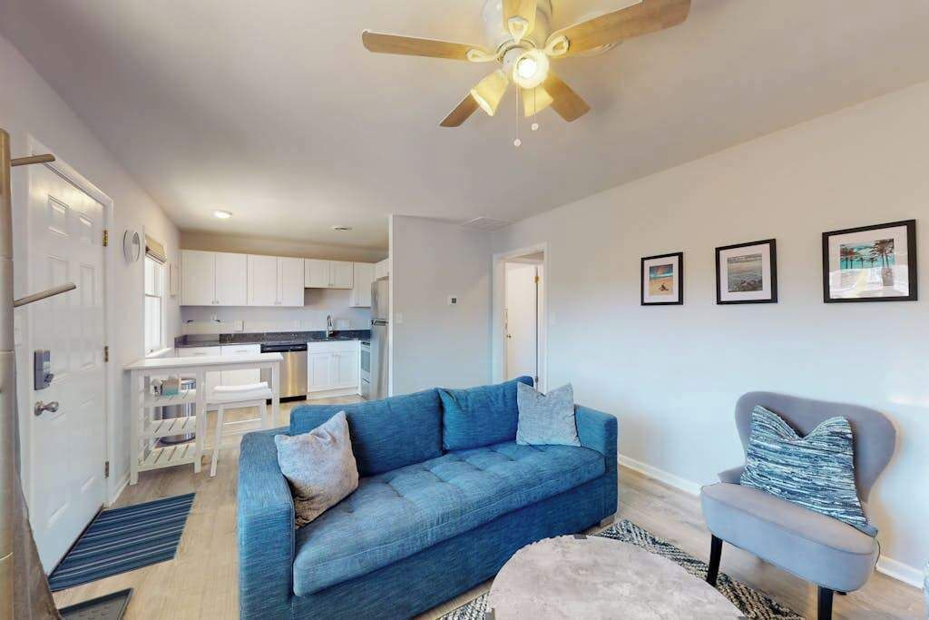 Photo of Livingroom in Caine Woods
