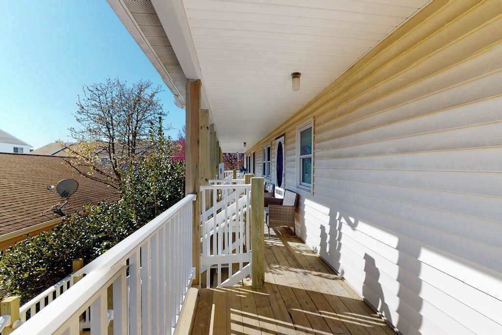 Photo of Patio Balcony in Caine Woods