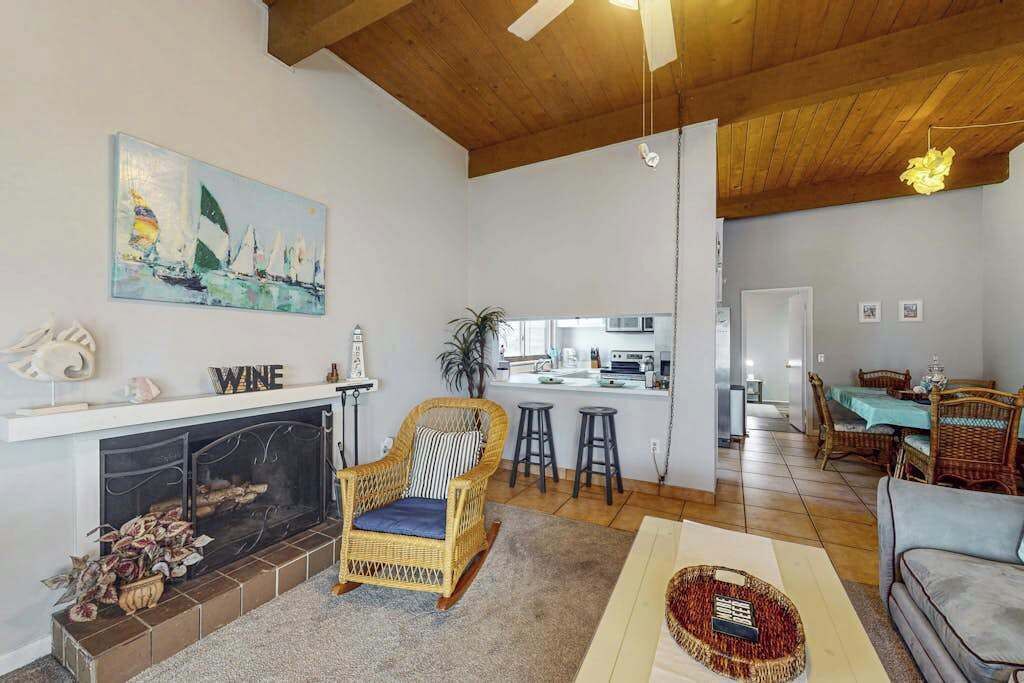 Photo of Livingroom in Ocean Pines