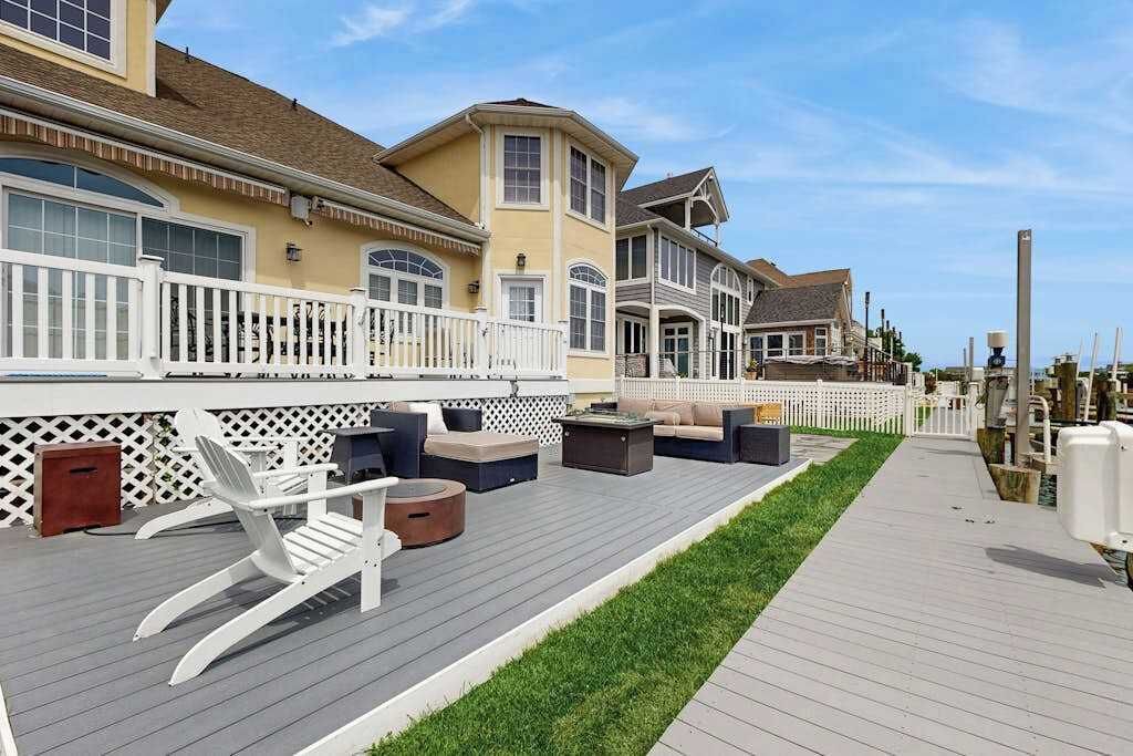 Photo of Patio Balcony in Heron Harbour Isle