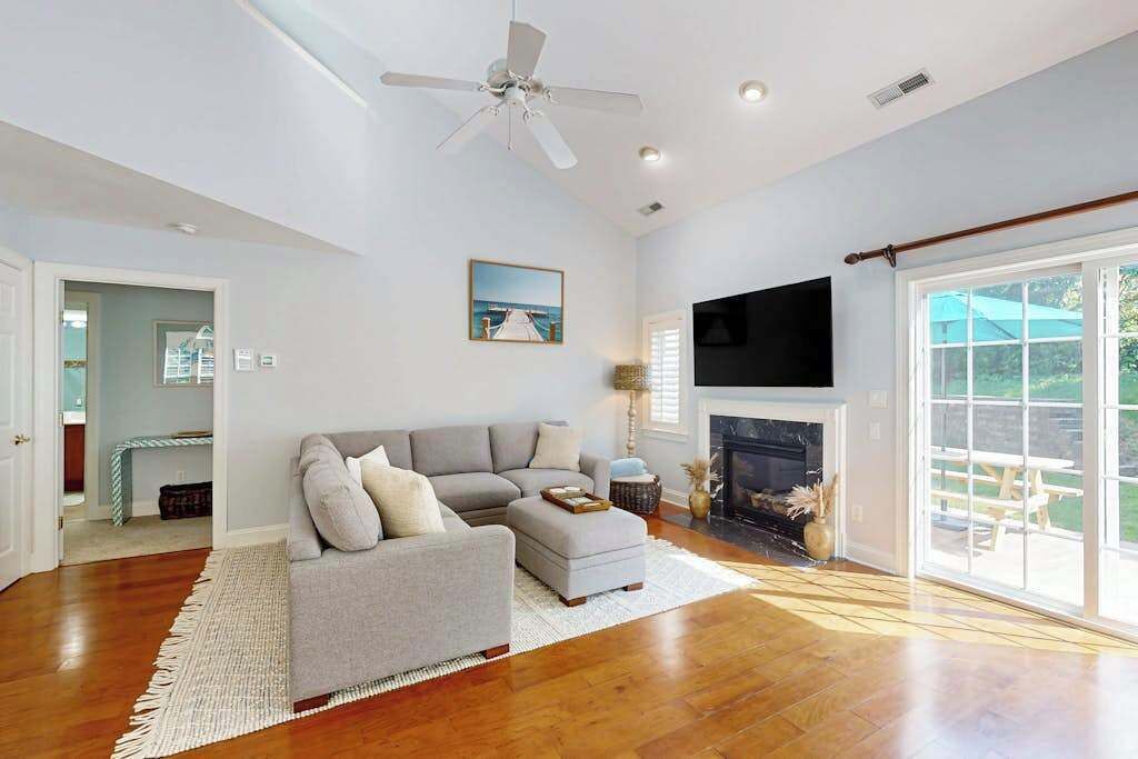 Photo of Livingroom in Ocean Pines