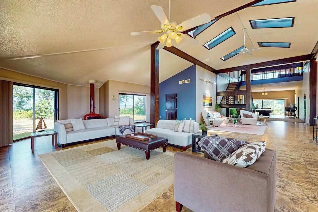 Photo of Livingroom in Ocean Pines