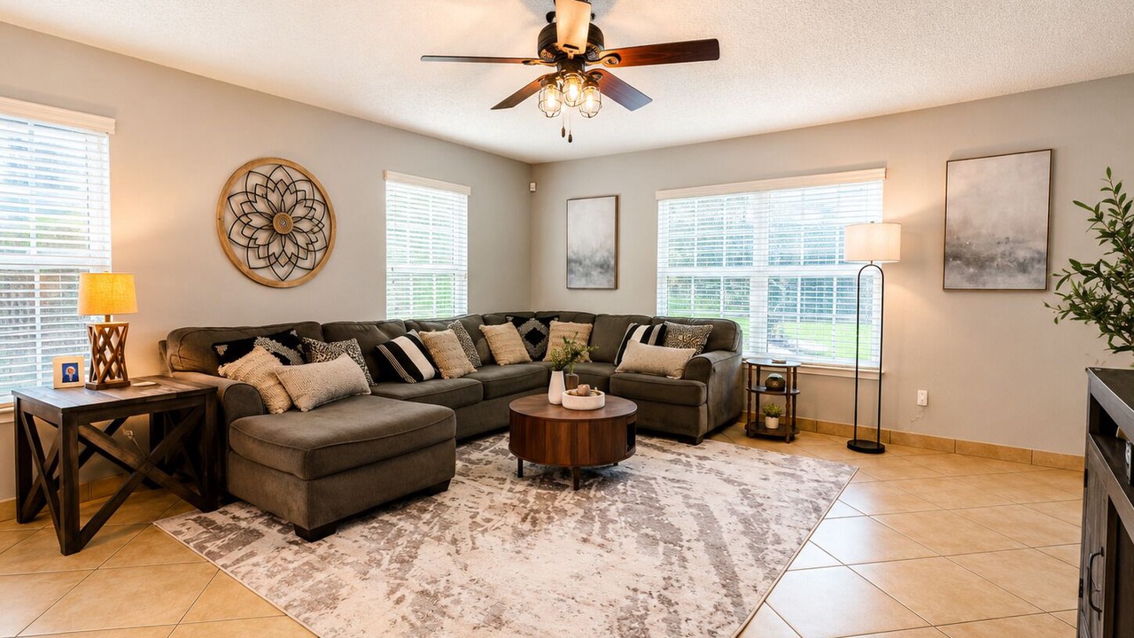 Photo of Livingroom in Converse