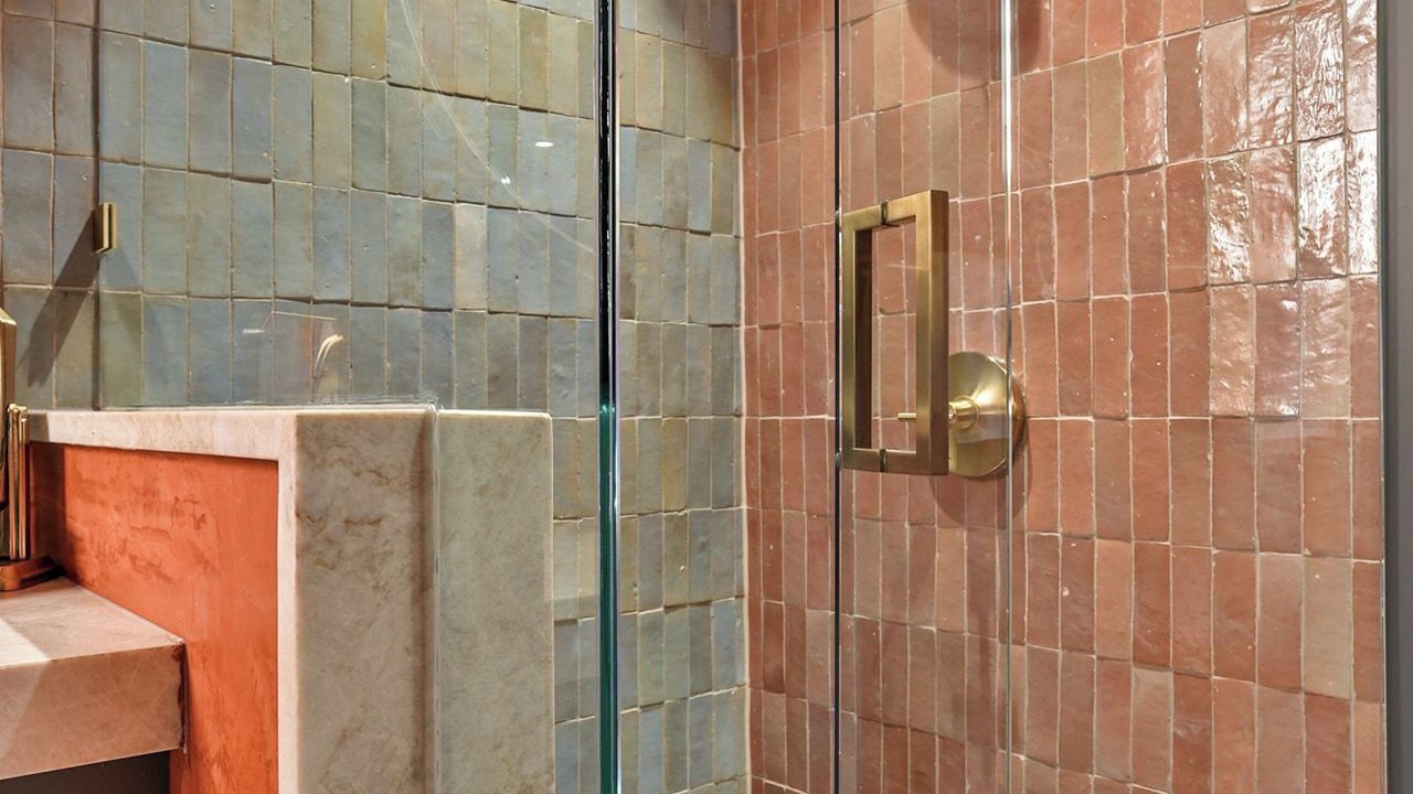 Photo of Bathroom in East Cesar Chavez