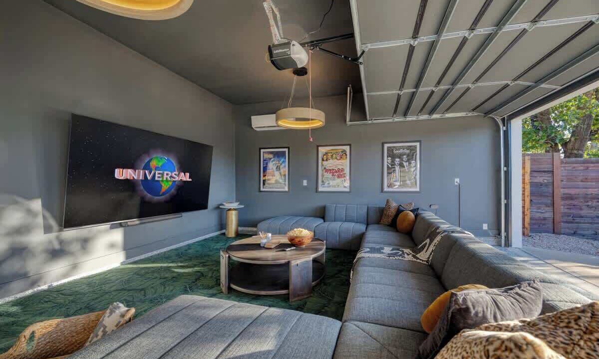 Photo of Livingroom in Chestnut