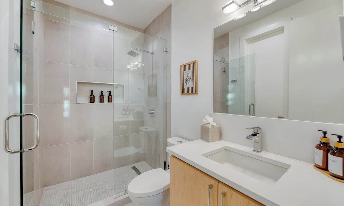Photo of Bathroom in Chestnut