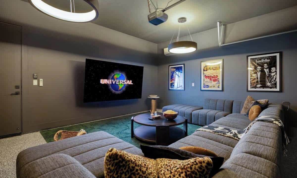 Photo of Livingroom in Chestnut
