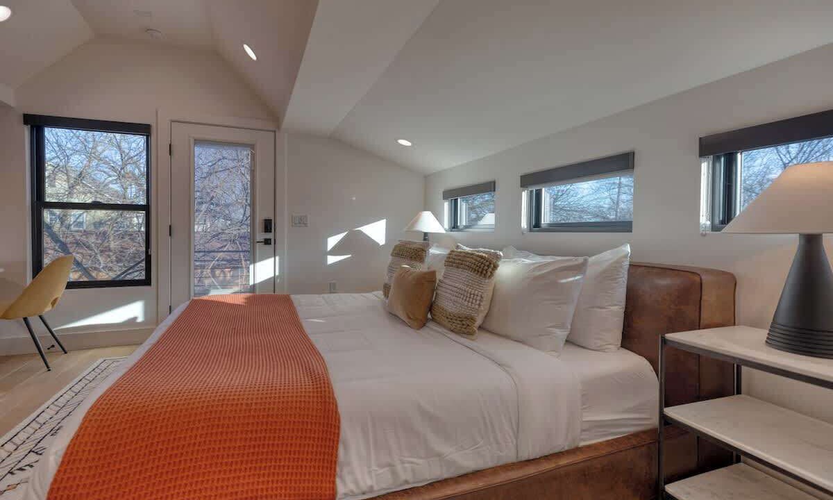 Photo of Bedroom in Hyde Park