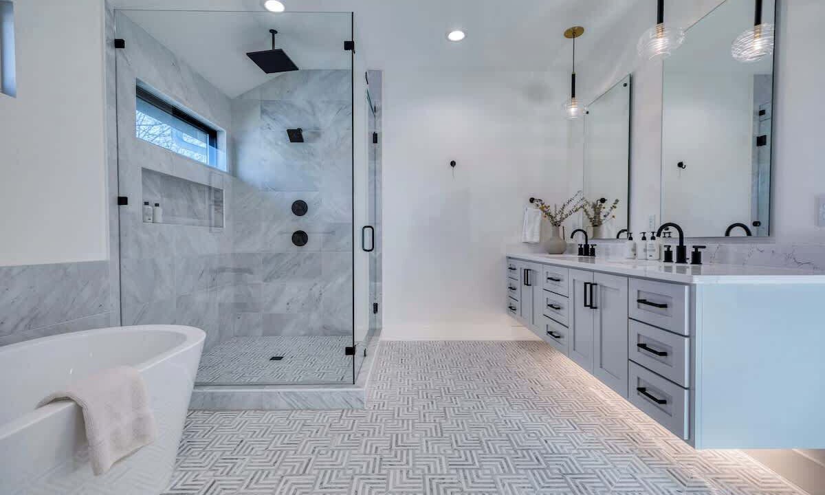 Photo of Bathroom in Hyde Park