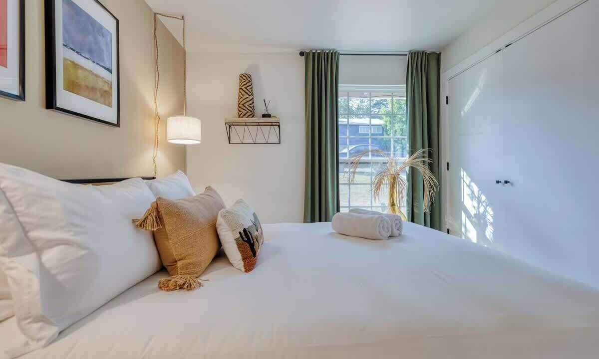 Photo of Bedroom in Parker Lane