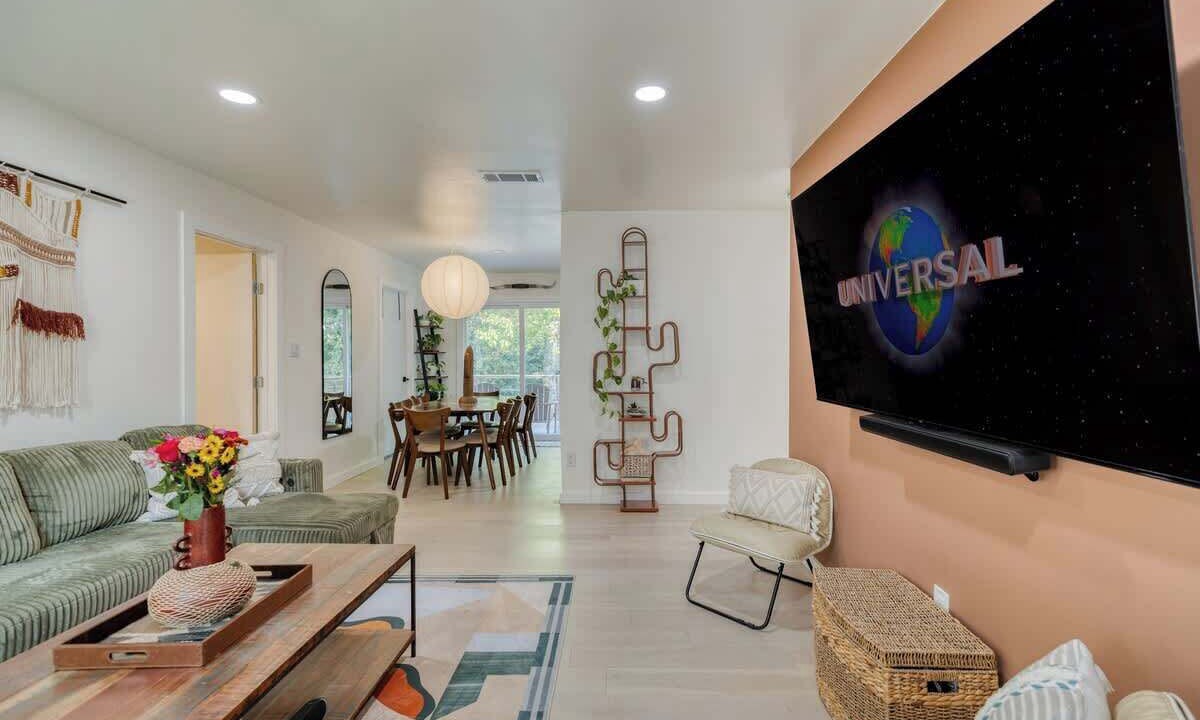 Photo of Livingroom in Parker Lane