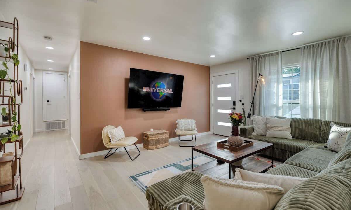 Photo of Livingroom in Parker Lane