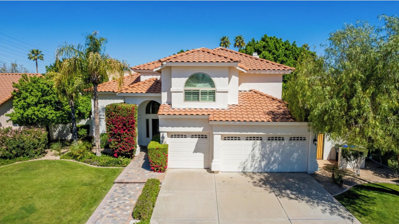 Photo of Outdoor in Val Vista Lakes