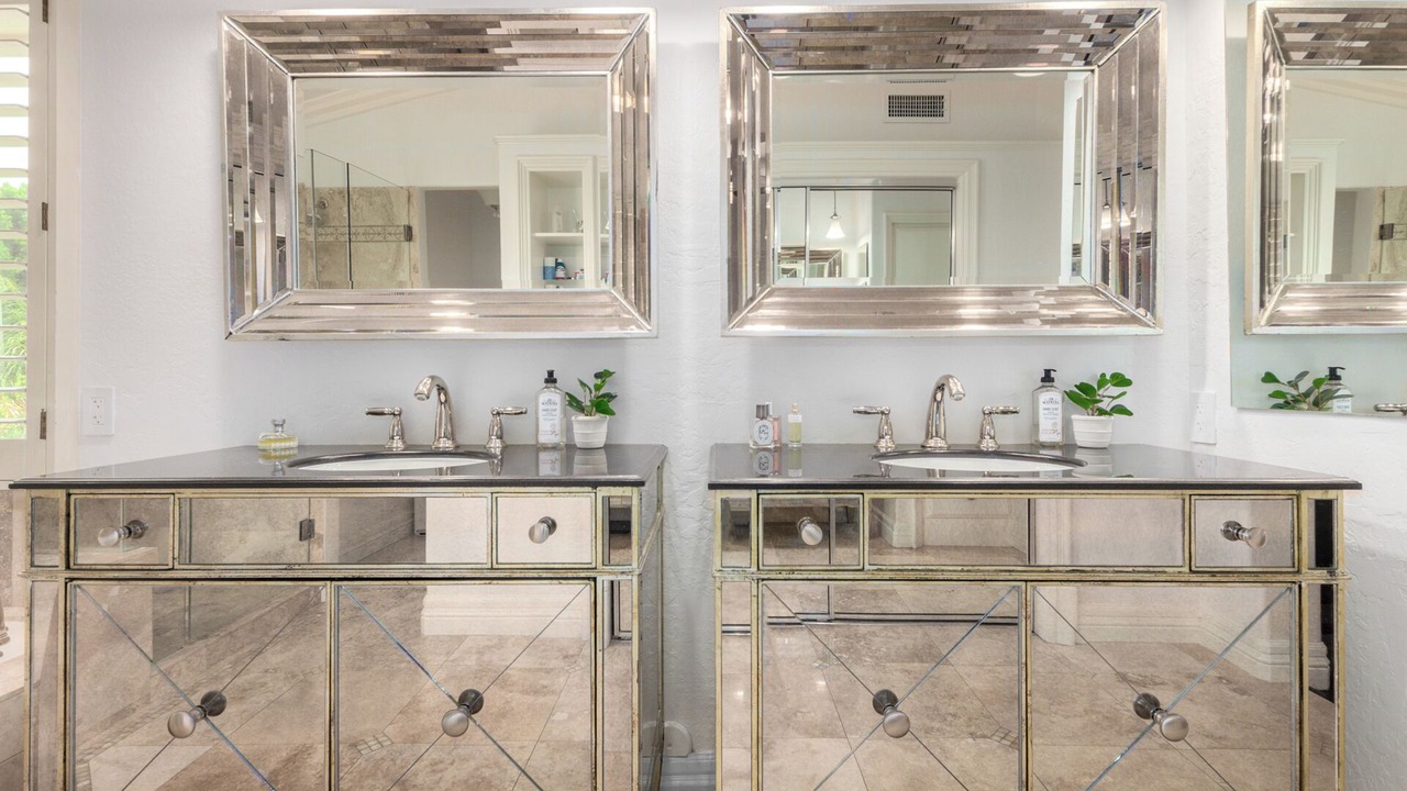 Photo of Bathroom in Val Vista Lakes