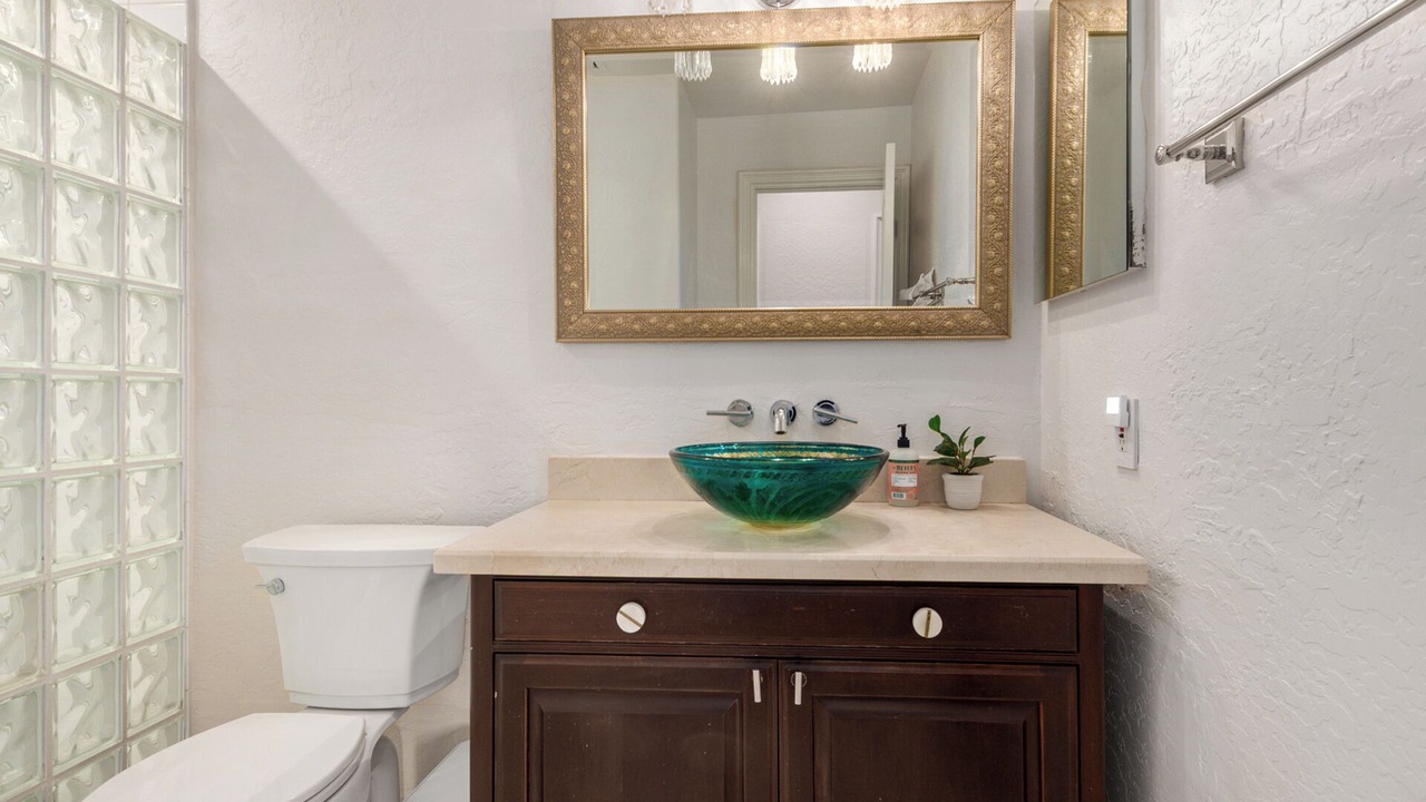 Photo of Bathroom in Val Vista Lakes