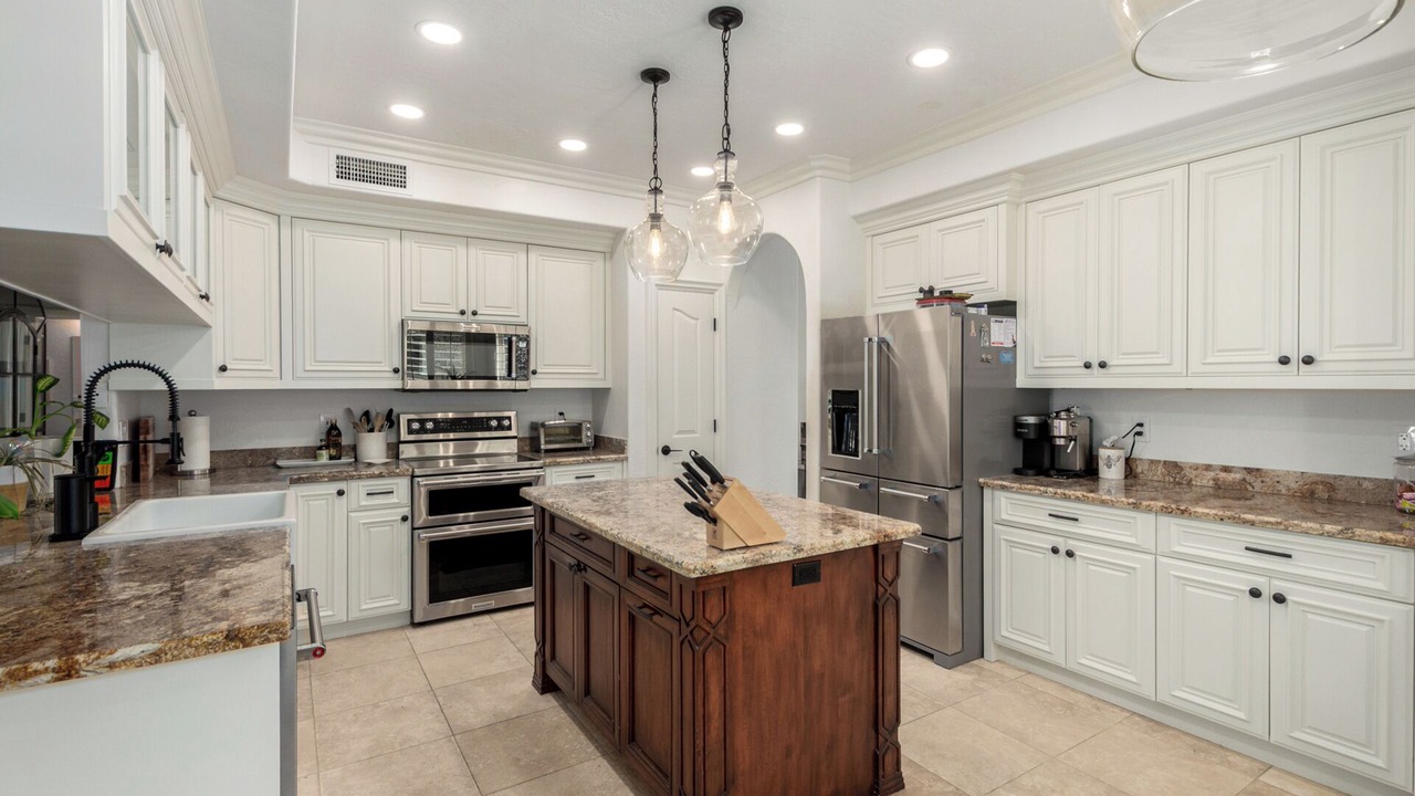 Photo of Kitchen in Val Vista Lakes
