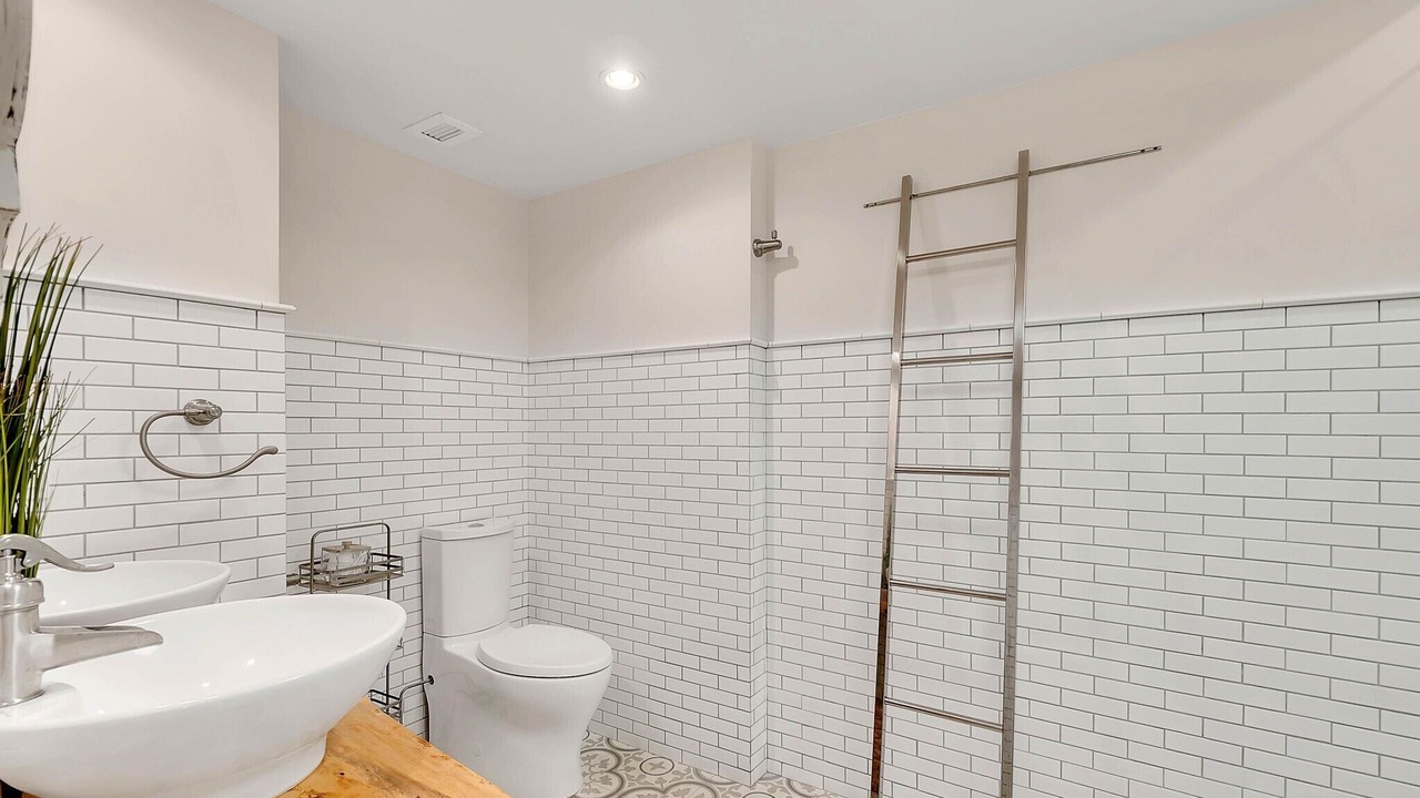 Photo of Bathroom in South Beach