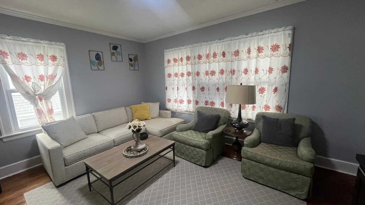 Photo of Livingroom in Waterbury