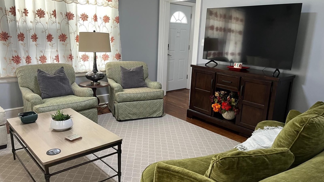 Photo of Livingroom in Waterbury