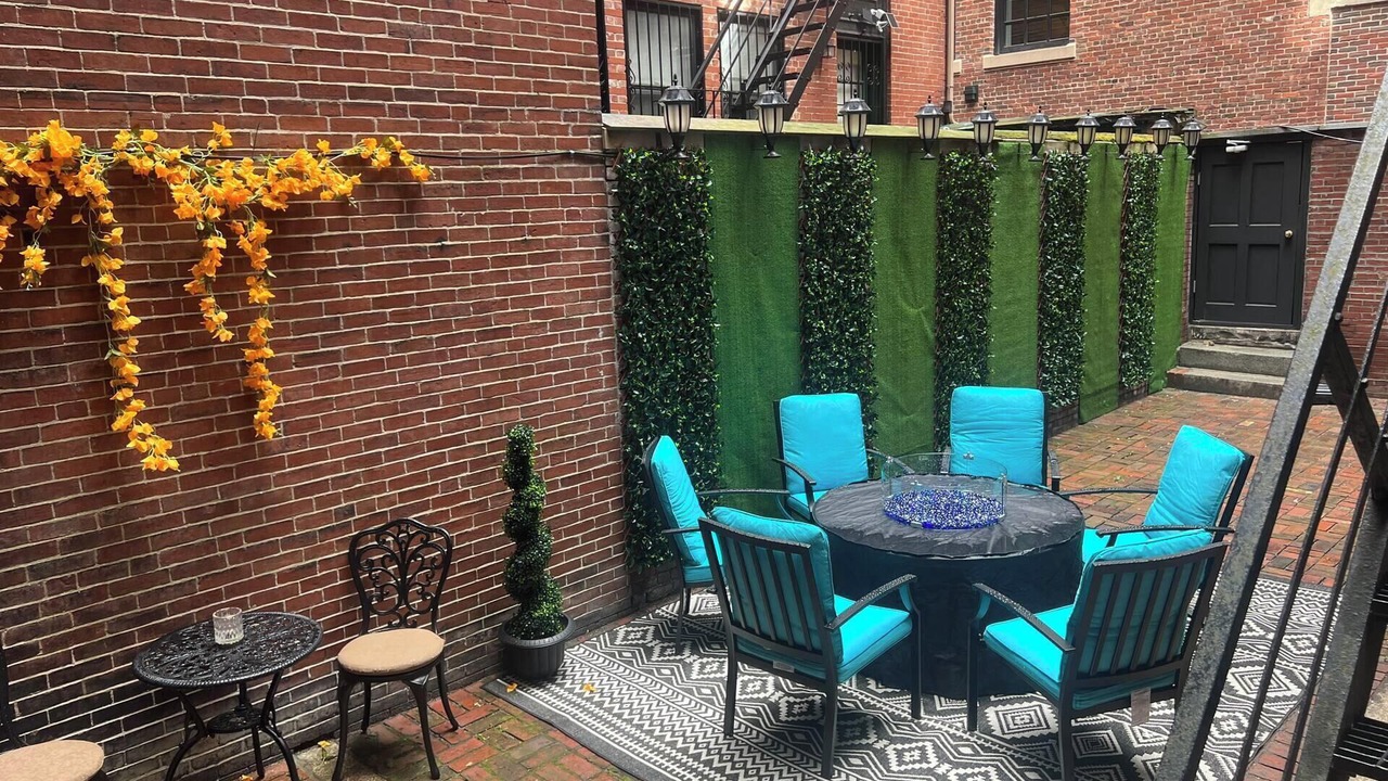 Photo of Outdoor in Beacon Hill
